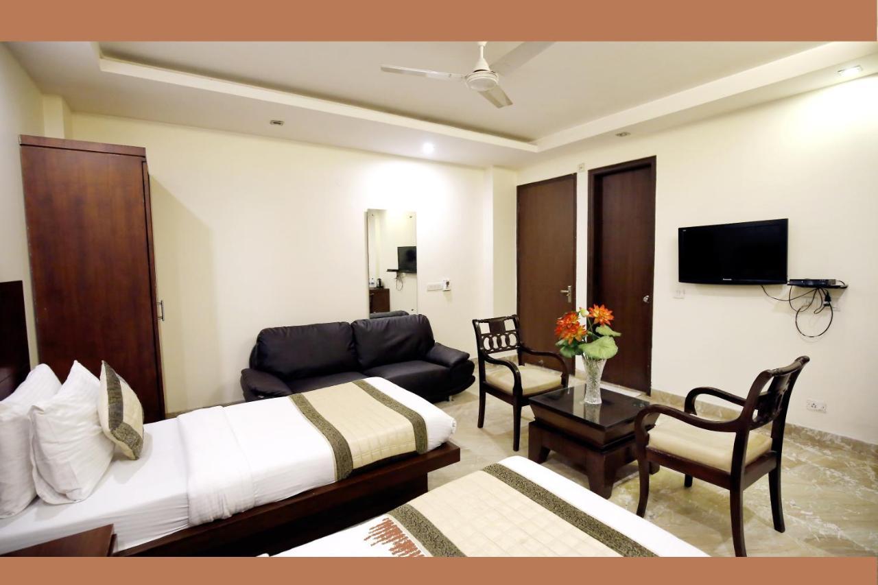 Hotel Paradise Inn-A Boutique Hotel Delhi ニューデリー エクステリア 写真