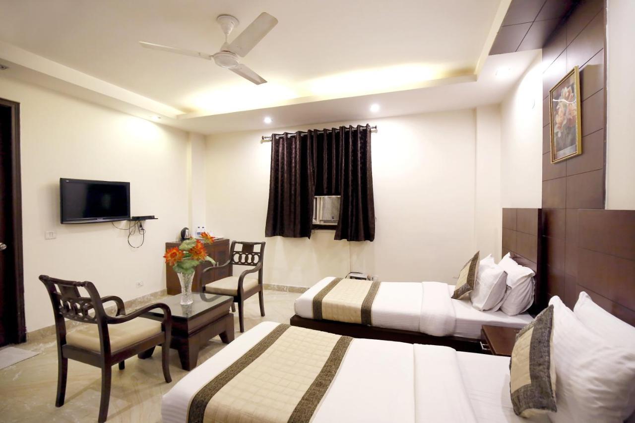 Hotel Paradise Inn-A Boutique Hotel Delhi ニューデリー エクステリア 写真