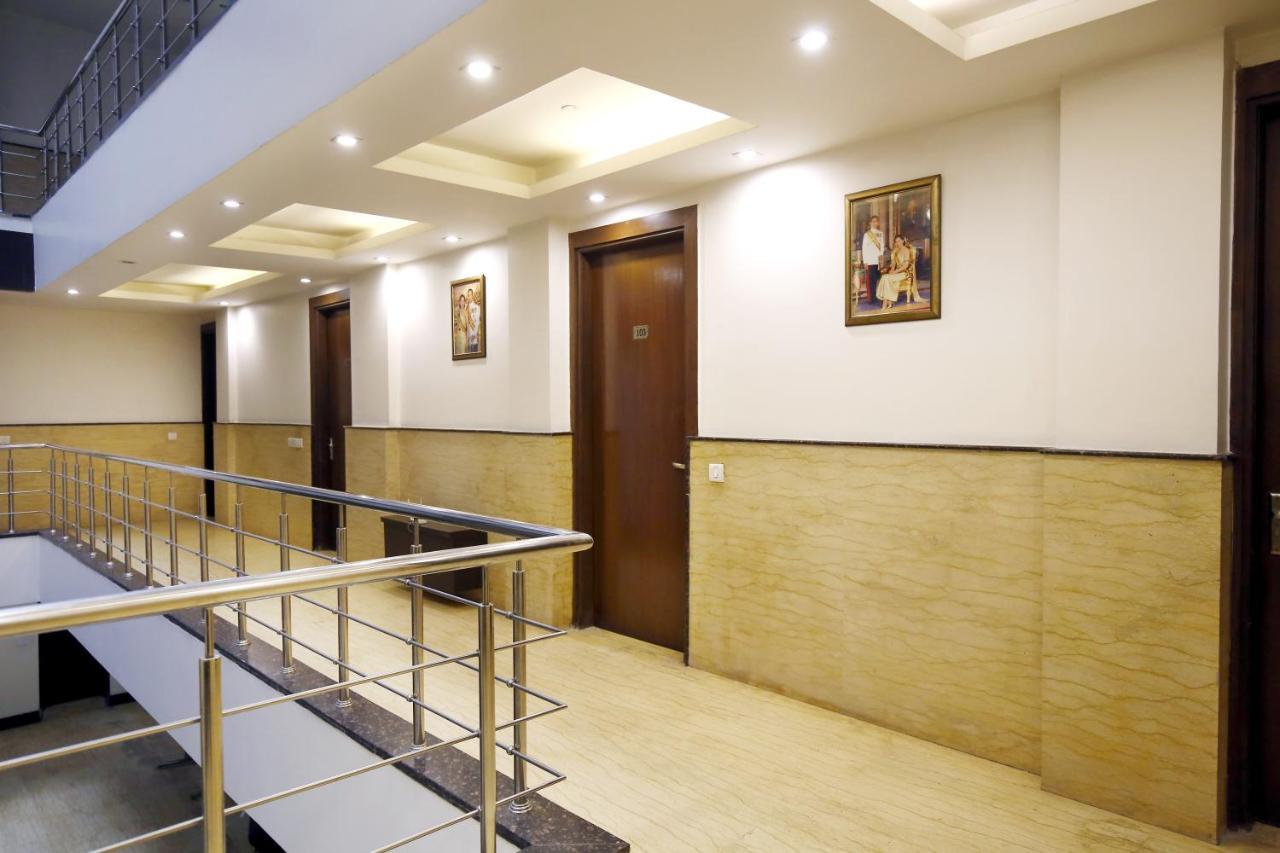 Hotel Paradise Inn-A Boutique Hotel Delhi ニューデリー エクステリア 写真